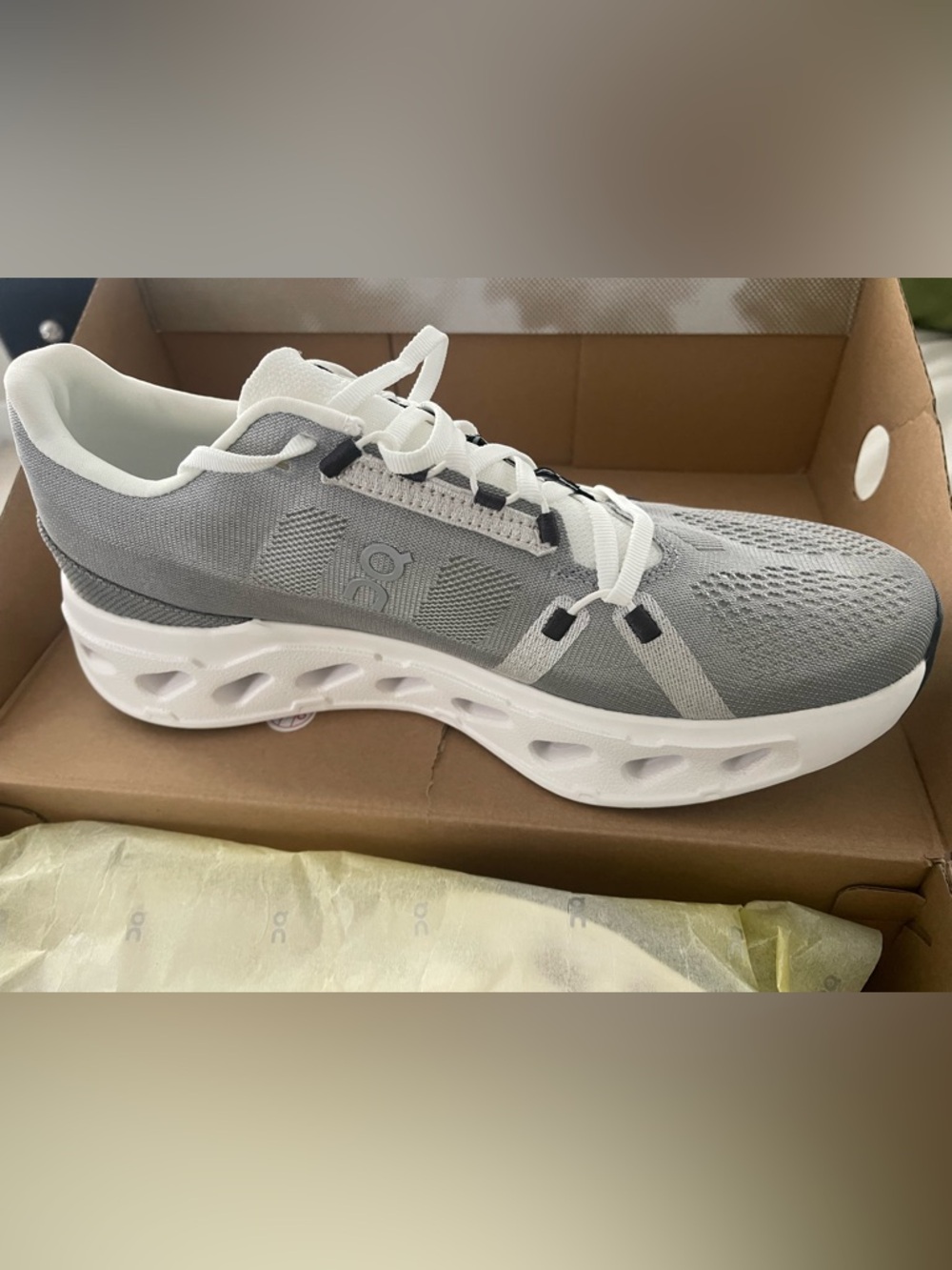 NEW in box Men’s OnCloud Cloudeclipse Tennis Shoes in Alloy/White, Size 10